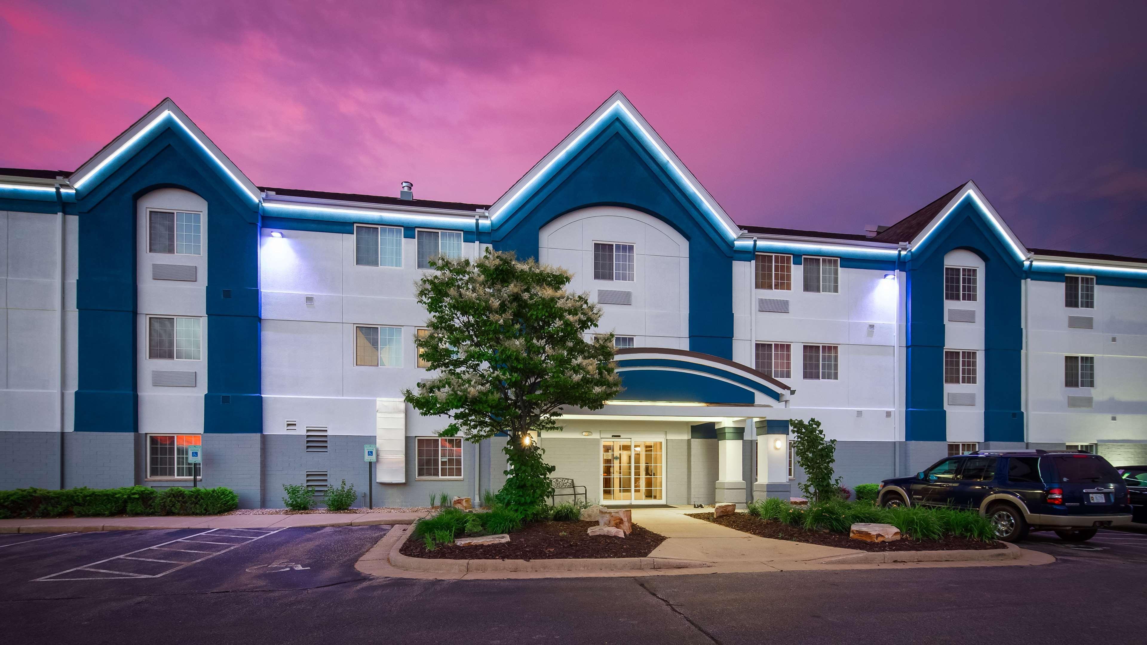 Best Western Plus Wausau-Rothschild Hotel Exterior foto